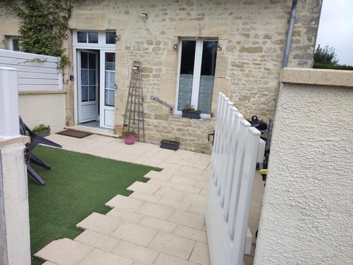 Villa claude Tour-en-Bessin Exterior foto